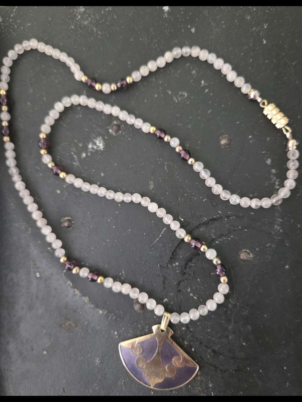VINTAGE Handcrafted Purple & Gold Fan Pendant Beaded Necklace